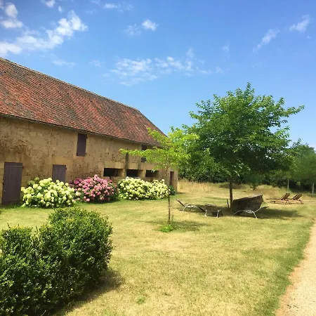 With 4 Bedrooms In With Private Pool Furnished Garden And Wifi * Domme