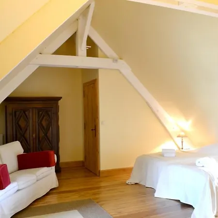 Willa With 4 Bedrooms In With Private Pool Furnished Garden And Wifi