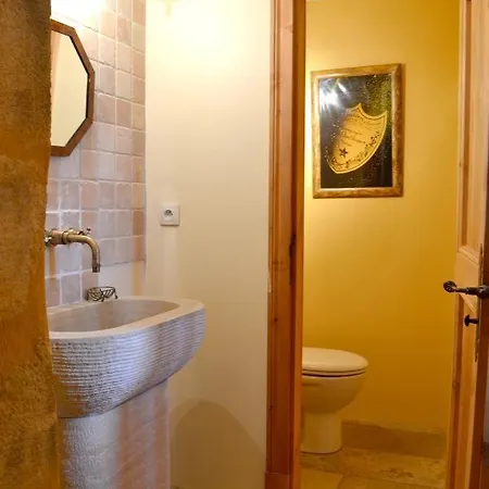 With 4 Bedrooms In With Private Pool Furnished Garden And Wifi Willa *
